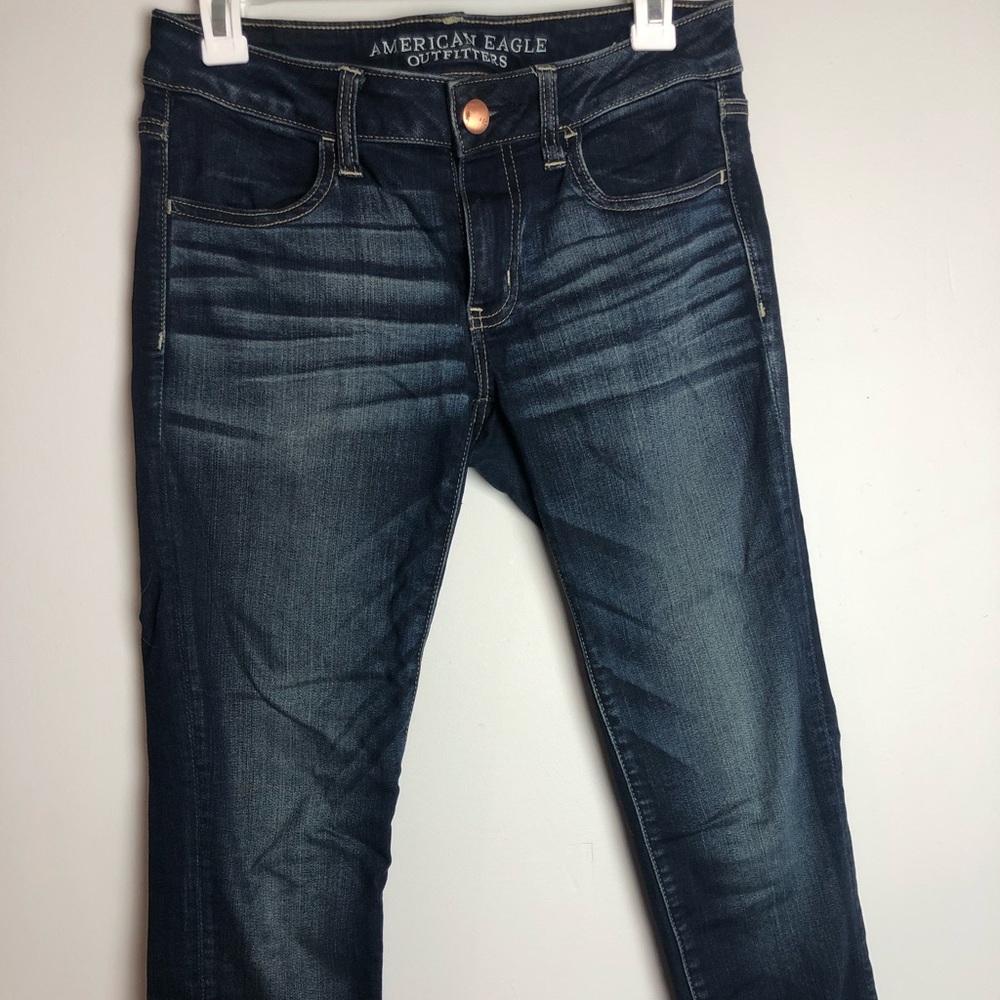 American Eagle jeans size 6 (stretchy)